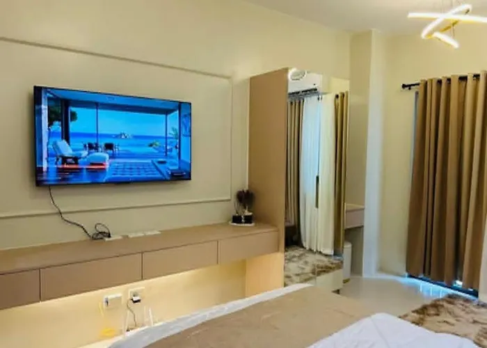 Apartahotel The B's Fame *